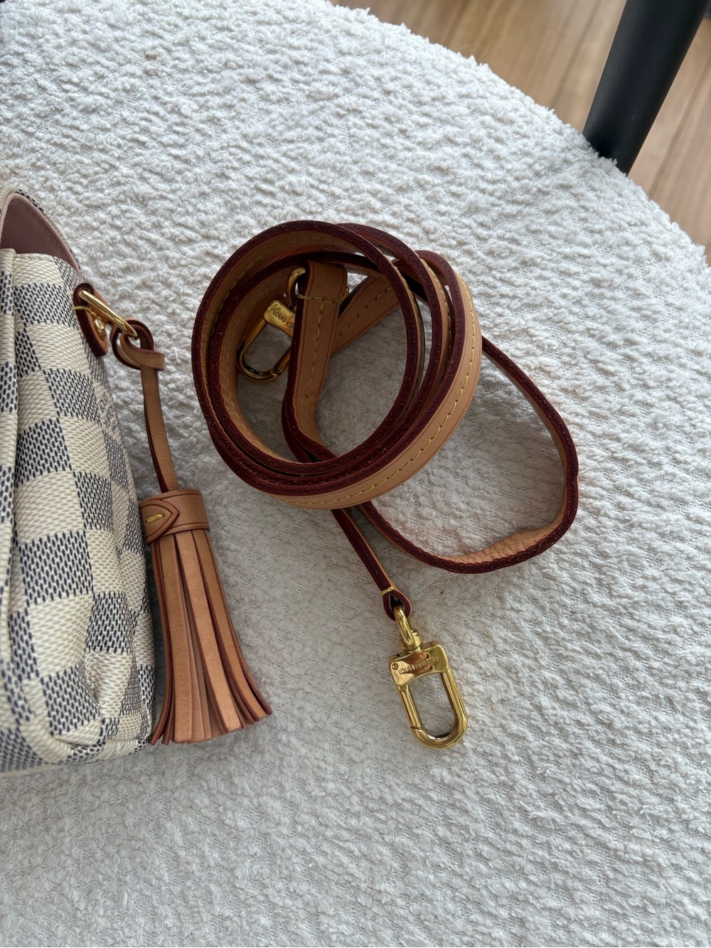 Louis Vuitton Croisette Damier Azur Crossbody Bag - Picture 14 of 14